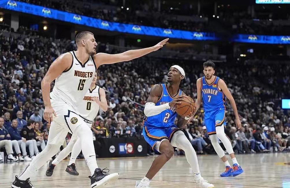 PG中国官网-包含勇士大胜骑士，克雷四节狂砍42分的词条